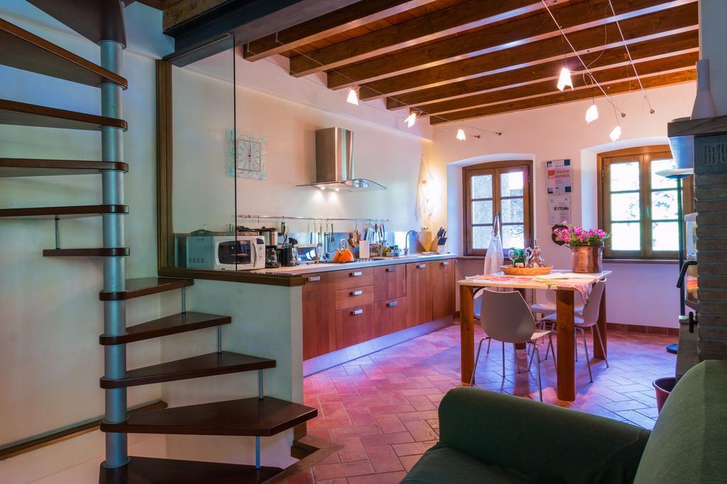 Casa Marta Villa Pescaglia Szoba fotó
