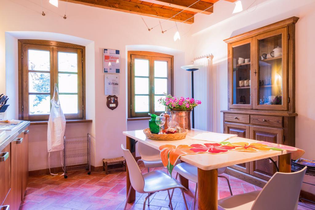 Casa Marta Villa Pescaglia Szoba fotó